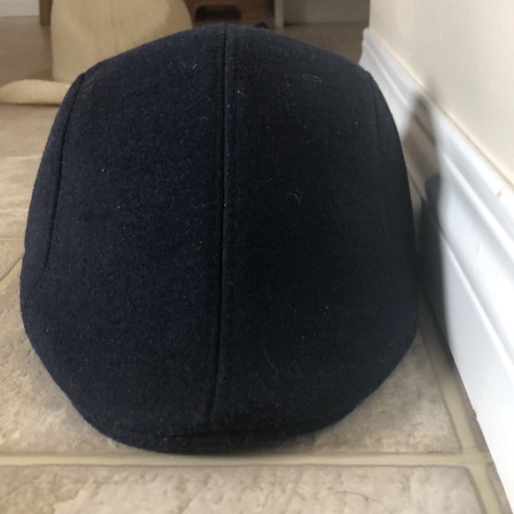 Selling hat - Picture 3 of 4